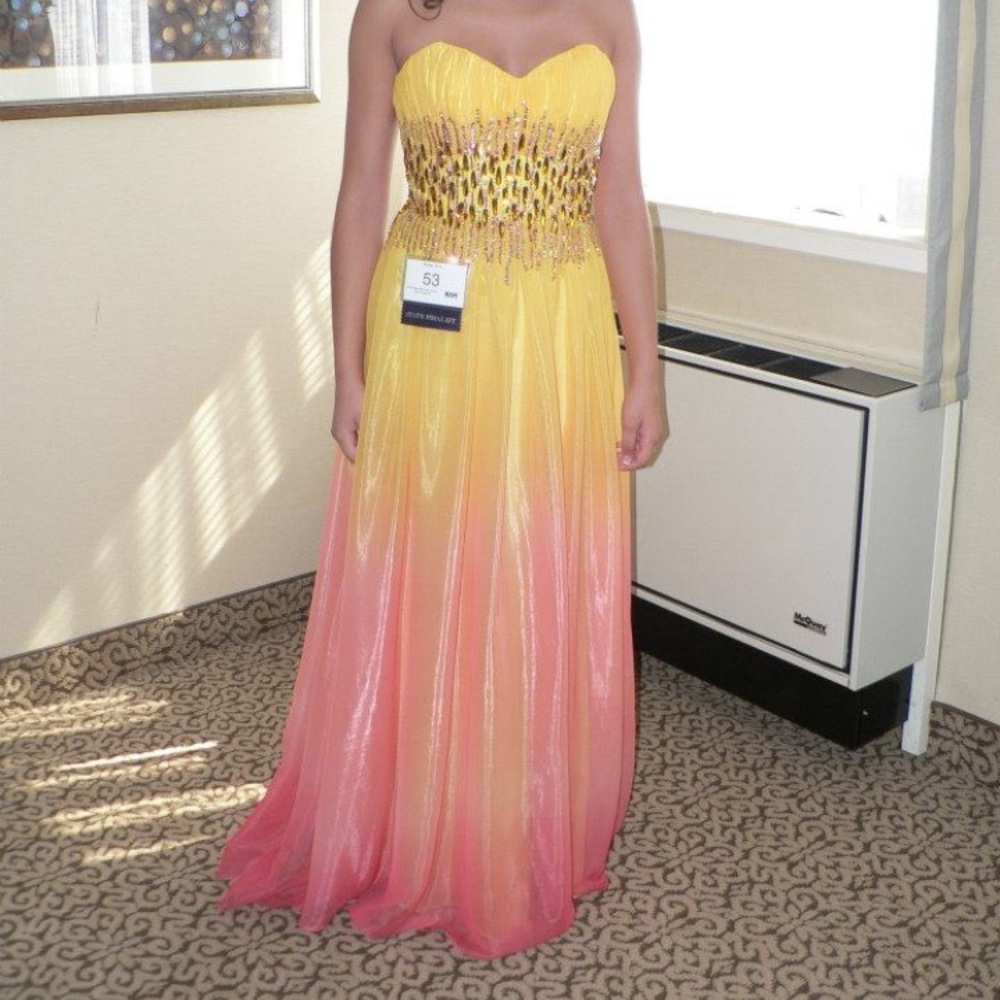 Pageant dress